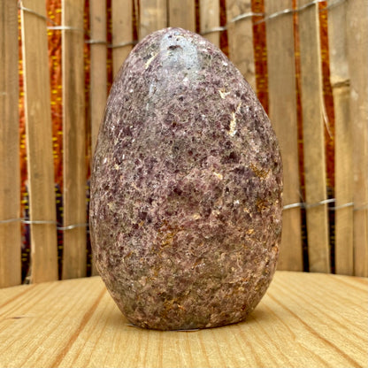 Lepidolite friform - 573 gram