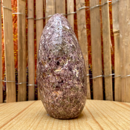 Lepidolite friform - 573 gram