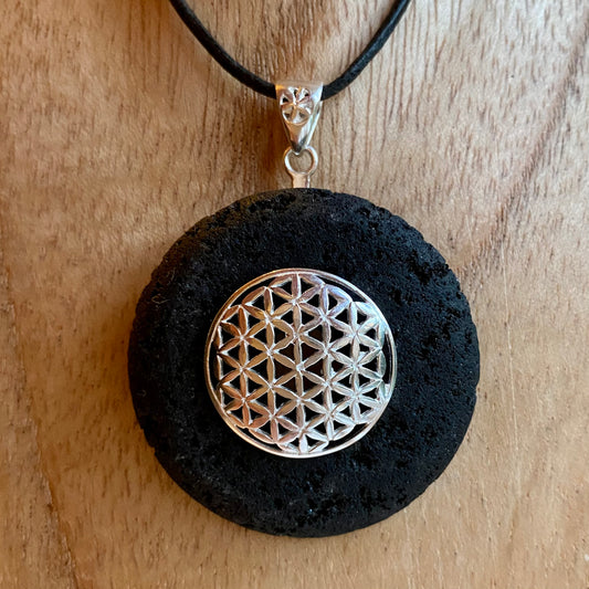 Billede af Flower of life lava pi sten halsband