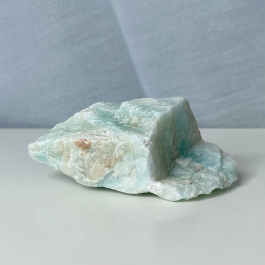 Billede af Caribbean Blue Calcite - rå, 177 gram 