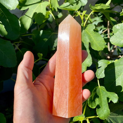 Orange calcit obelisk - 18 cm